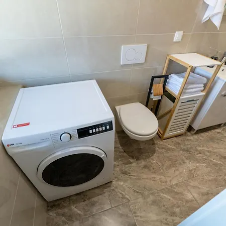 Golden Oasis Free Private Parking Appartement *