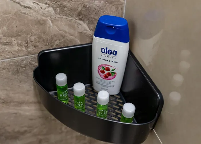 Appartement Golden Oasis Free Private Parking Ljubljana