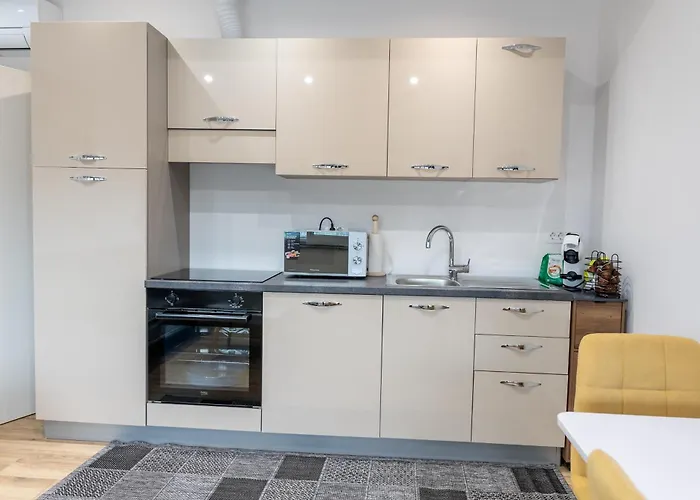 Appartement Golden Oasis Free Private Parking Ljubljana