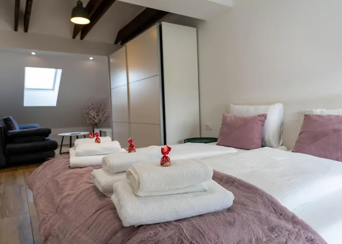 Golden Oasis Free Private Parking Appartement *