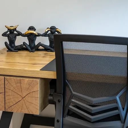 Golden Oasis Free Private Parking 류블랴나