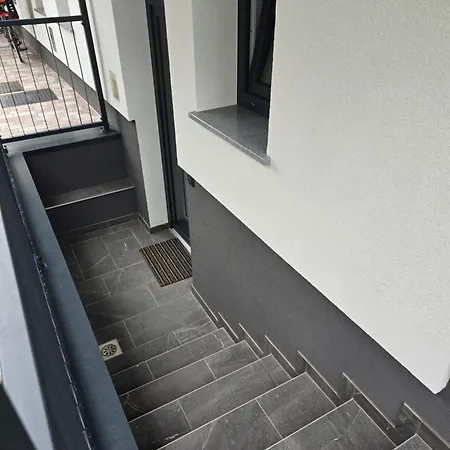 Golden Oasis Free Private Parking 아파트 류블랴나