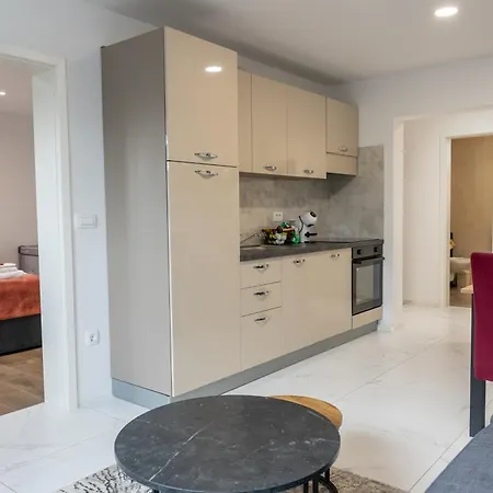 Golden Oasis Free Private Parking * Любляна