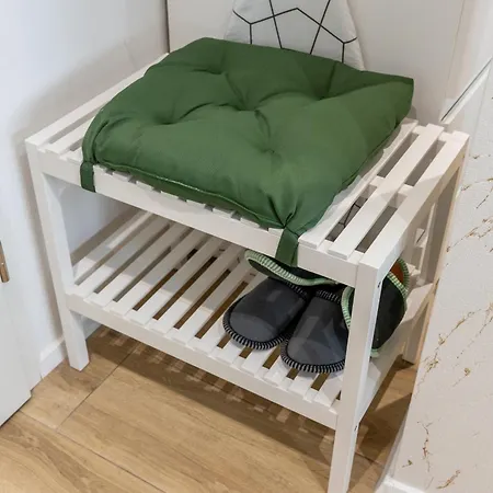 Golden Oasis Free Private Parking