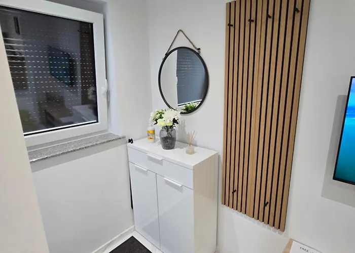 Golden Oasis Free Private Parking