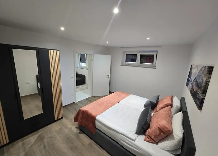 Golden Oasis Free Private Parking