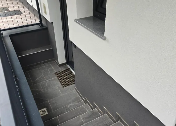 Golden Oasis Free Private Parking Apartament Lublana