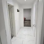 Golden Oasis Free Private Parking Appartement *