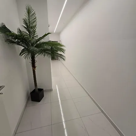 Διαμέρισμα Golden Oasis Free Private Parking Λιουμπλιάνα